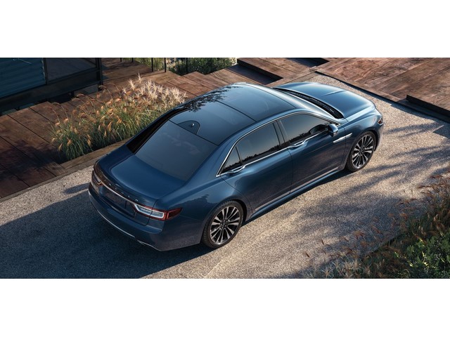 Libro Azul Lincoln Continental 2018