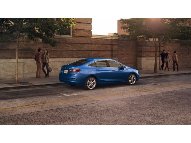 Libro Azul Chevrolet Cruze 2017
