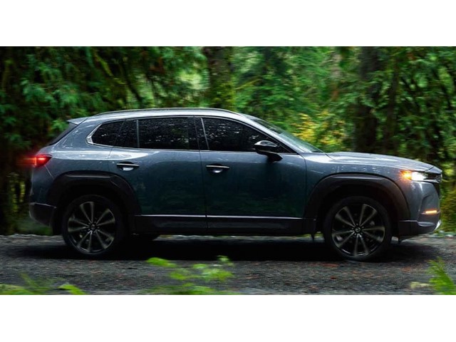 Libro Azul Mazda CX50 2025