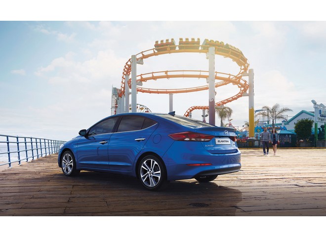 Libro Azul Hyundai ELANTRA 2017