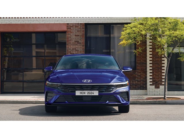 Libro Azul Hyundai ELANTRA 2025