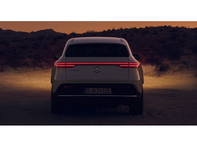 Libro Azul Mercedes Benz EQC 2023