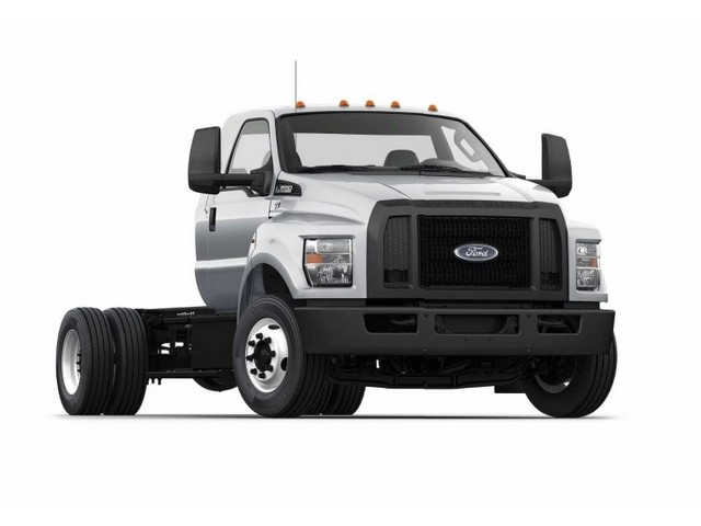 Frente de un Ford F-650 2027