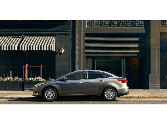 Libro Azul Ford Focus 2017