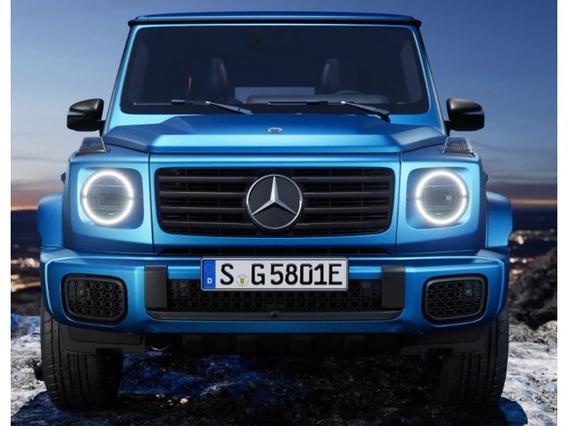 Libro Azul Mercedes Benz Clase G 2025