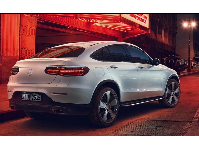 Libro Azul Mercedes Benz Clase GLC 2017