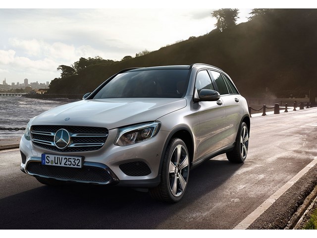 Libro Azul Mercedes Benz Clase GLC 2018