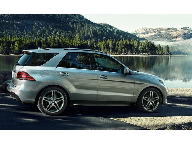 Libro Azul Mercedes Benz Clase GLE 2018