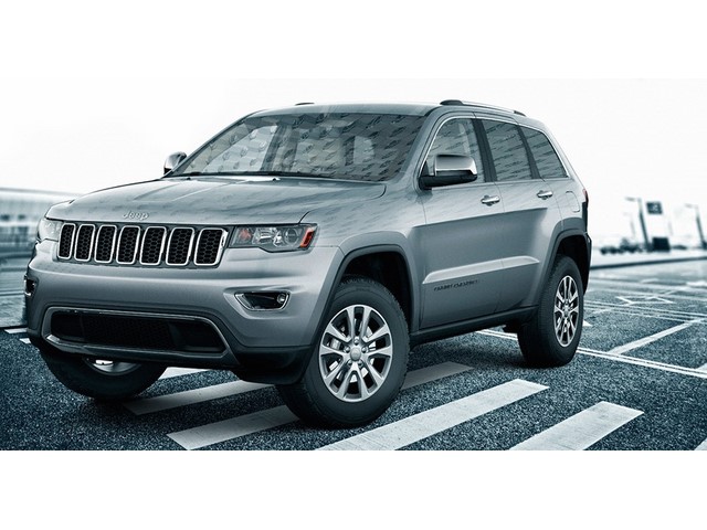 Frente de un Jeep Grand Cherokee 2017