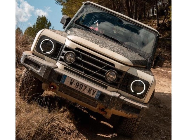 Libro Azul Ineos Grenadier 2026