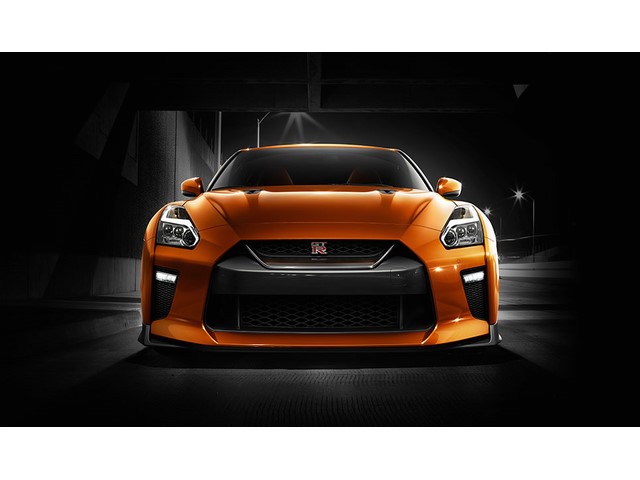 Libro Azul Nissan GT-R 2018