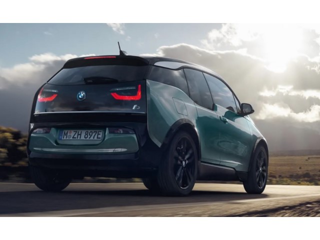 Libro Azul BMW i3 2022