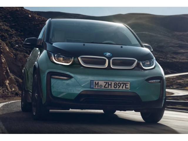 Libro Azul BMW i3 2022