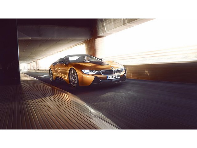 Libro Azul BMW i8 2020