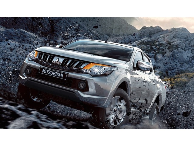Libro Azul Mitsubishi L200 2018
