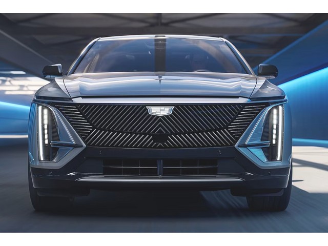 Libro Azul Cadillac Lyriq 2026