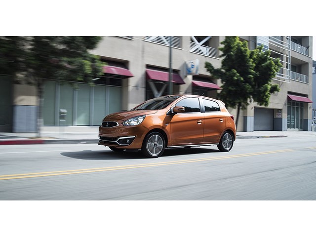 Libro Azul Mitsubishi Mirage 2017