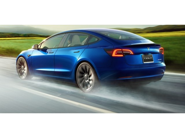Libro Azul Tesla MODELO 3 2019
