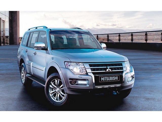 Libro Azul Mitsubishi Montero 2017