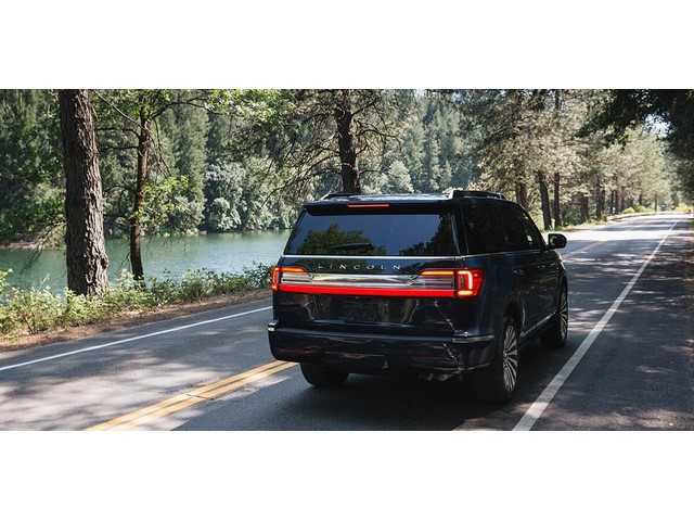 Libro Azul Lincoln Navigator 2020