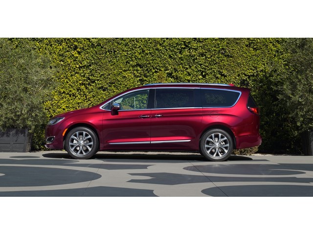 Libro Azul Chrysler Pacifica 2017