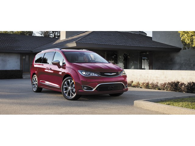 Libro Azul Chrysler Pacifica 2020