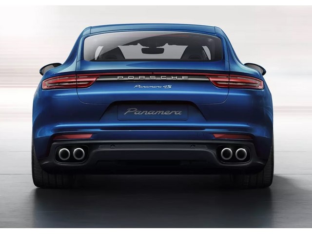 Libro Azul Porsche Panamera 2020