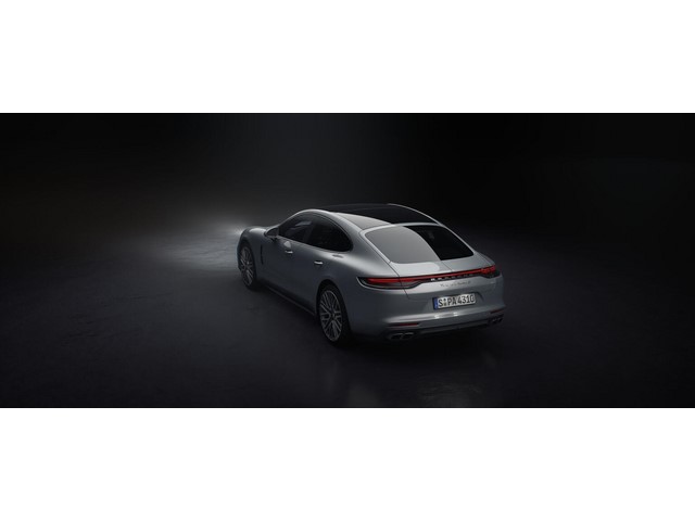 Libro Azul Porsche Panamera 2022