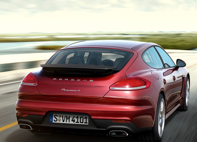 Libro Azul Porsche Panamera 2016