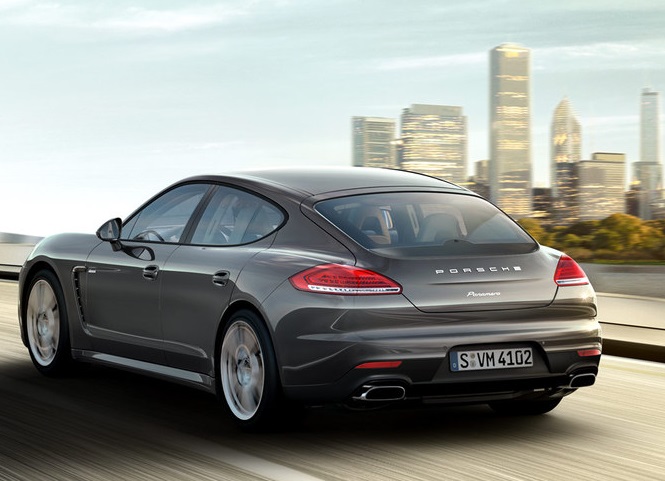 Libro Azul Porsche Panamera 2016