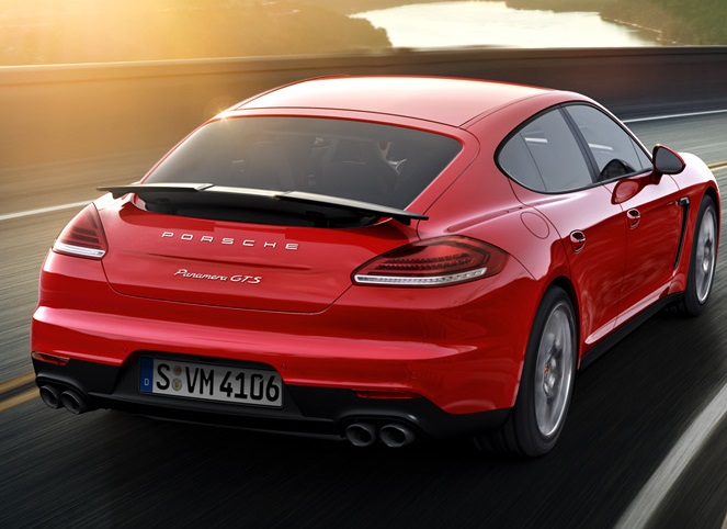 Libro Azul Porsche Panamera 2016