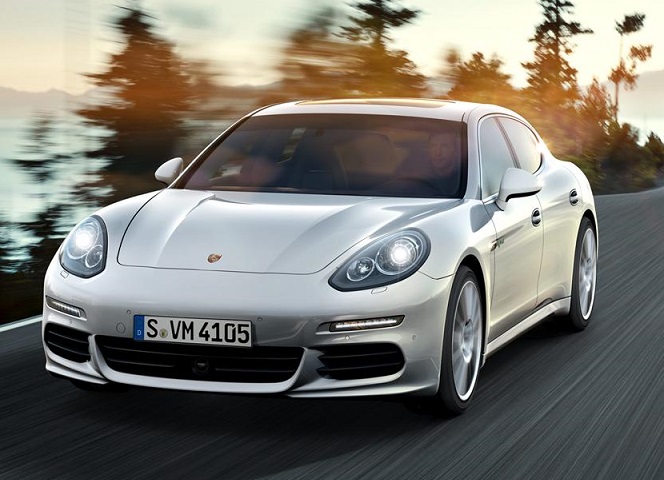 Libro Azul Porsche Panamera 2016