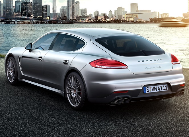 Libro Azul Porsche Panamera 2016