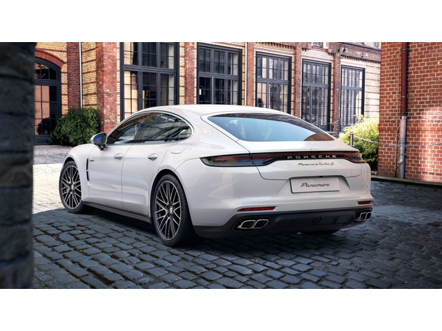 Libro Azul Porsche Panamera 2023