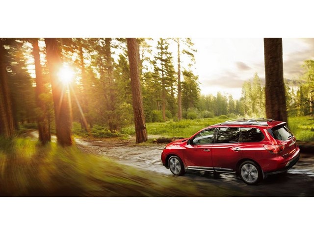 Libro Azul Nissan Pathfinder 2017