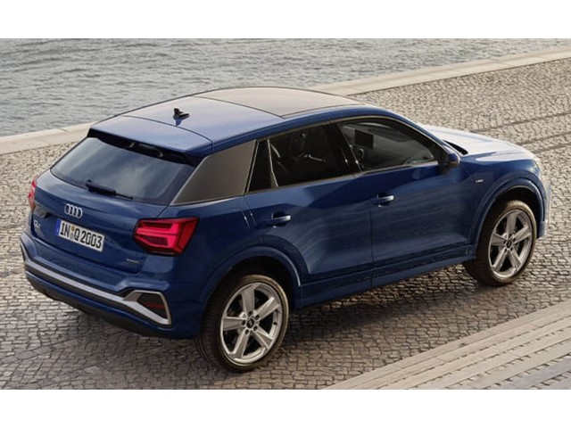 Libro Azul Audi Q2 2025