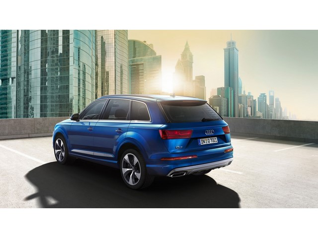 Libro Azul Audi Q7 2018