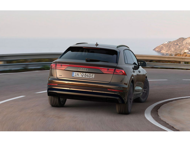 Libro Azul Audi Q8 2025
