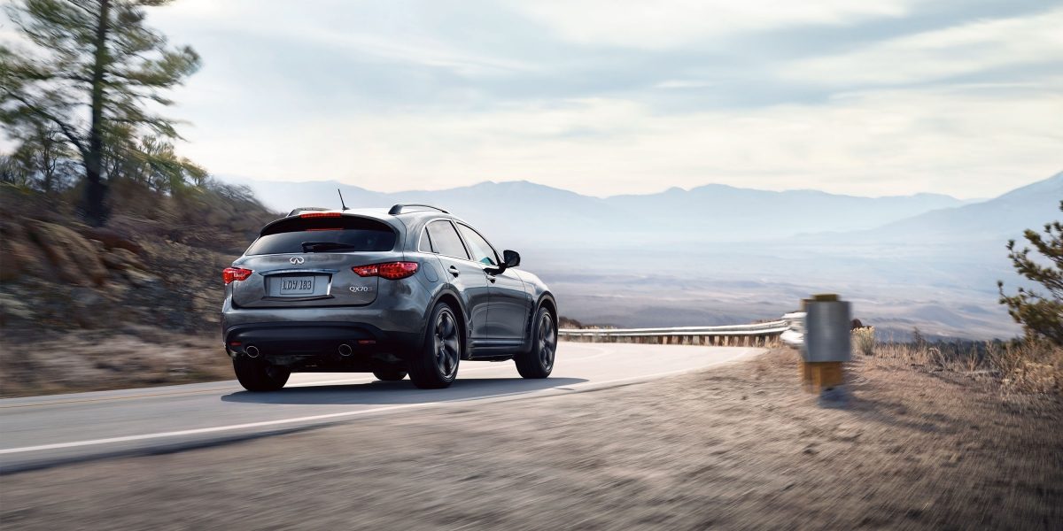 Libro Azul Infiniti QX70 2018