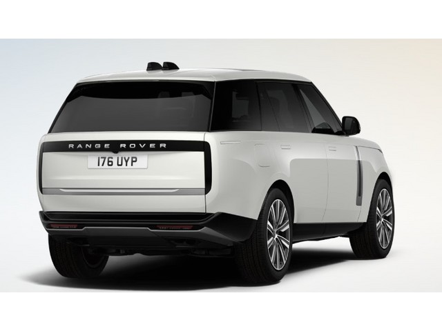 Vista trasera de un Land Rover Range Rover 2027