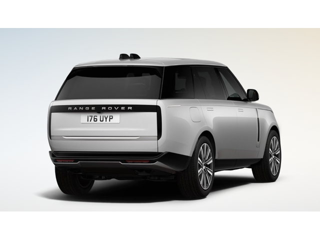 Vista trasera de un Land Rover Range Rover 2027