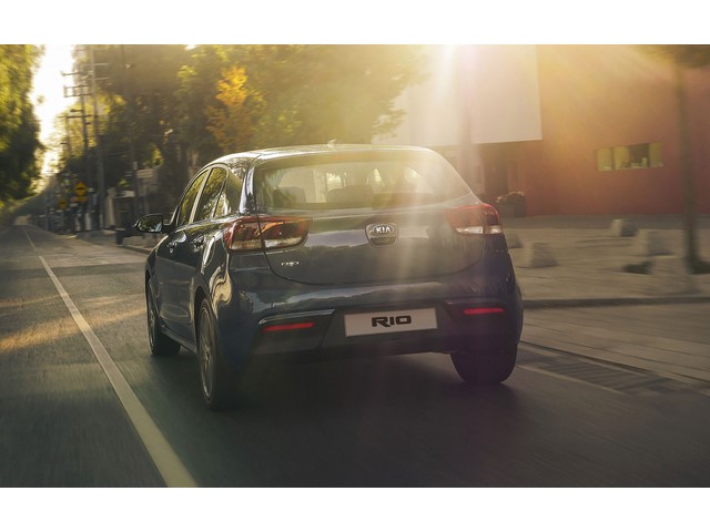 Libro Azul Kia RIO 2018