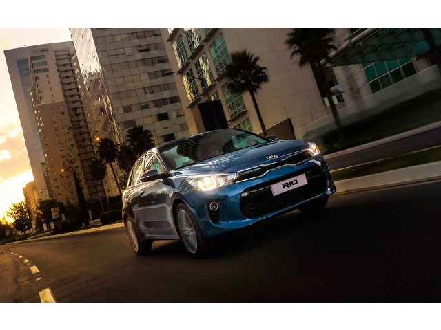 Libro Azul Kia RIO 2020