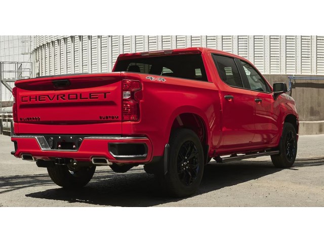 Libro Azul General Motors SILVERADO 2025