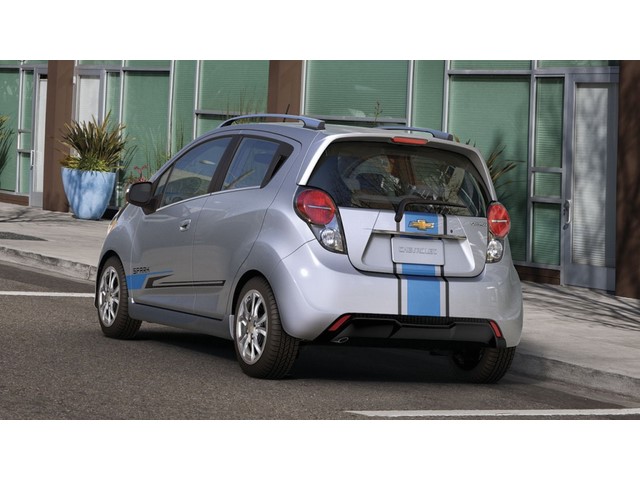 Libro Azul Chevrolet Spark 2017