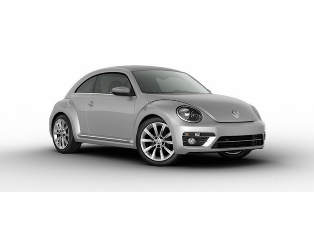 Frente de un Volkswagen Beetle 2017