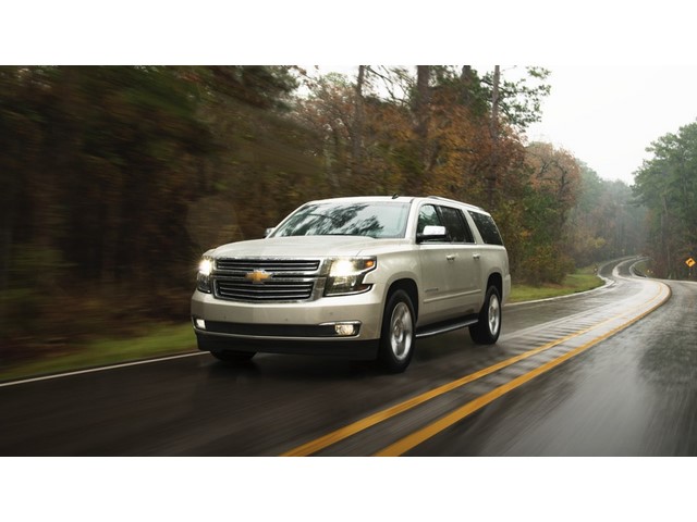 Libro Azul Chevrolet Suburban 2017