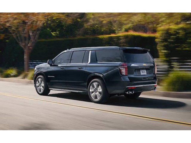 Libro Azul Chevrolet Suburban 2022