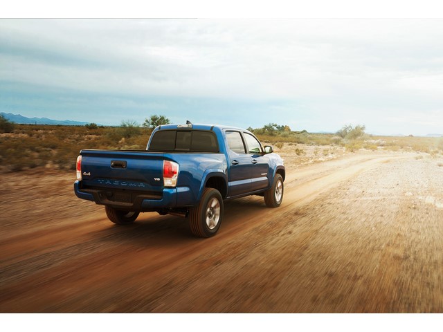 Libro Azul Toyota Tacoma 2017