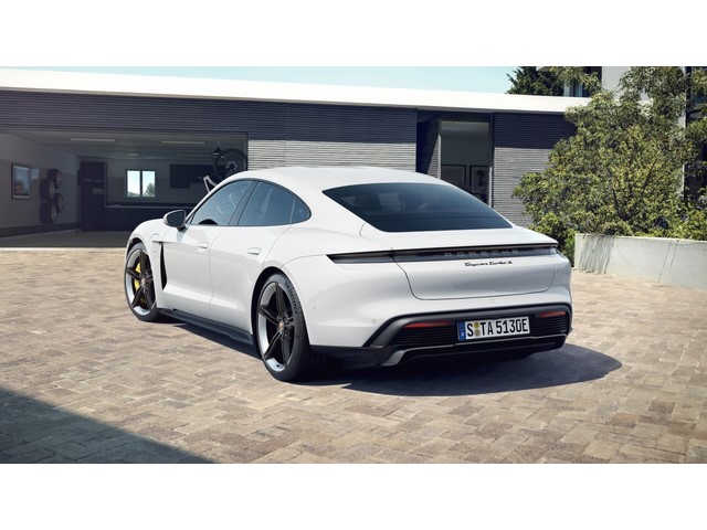 Libro Azul Porsche Taycan 2022